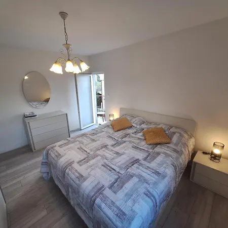 Apartament Apartman Vrisna *